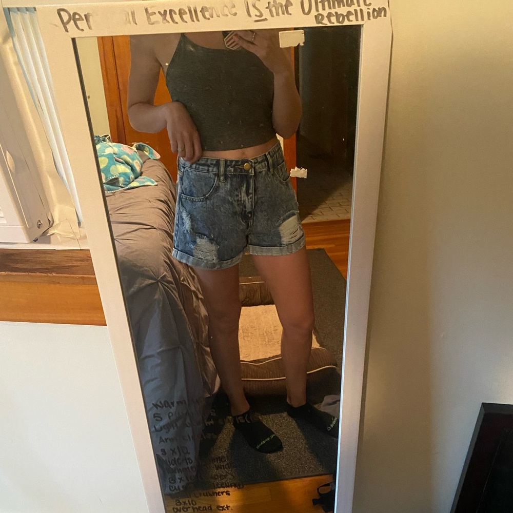 Unknown brand mom jean shorts